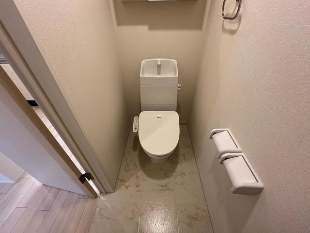 トイレ　イメージ