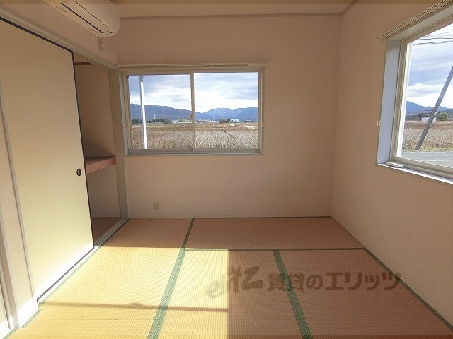 居室・リビング　和室