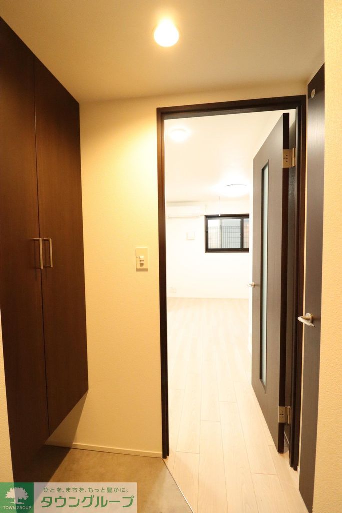 玄関　お部屋探しはタウンハウジングへ♪