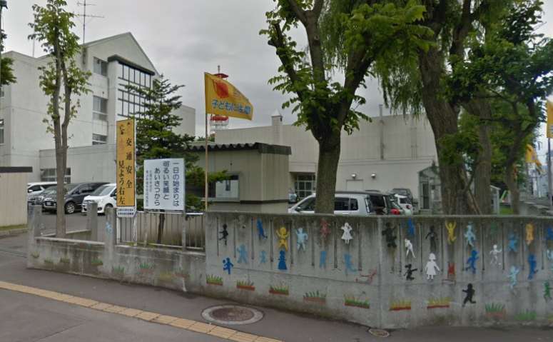 小学校　和光小学校（小学校）まで185m