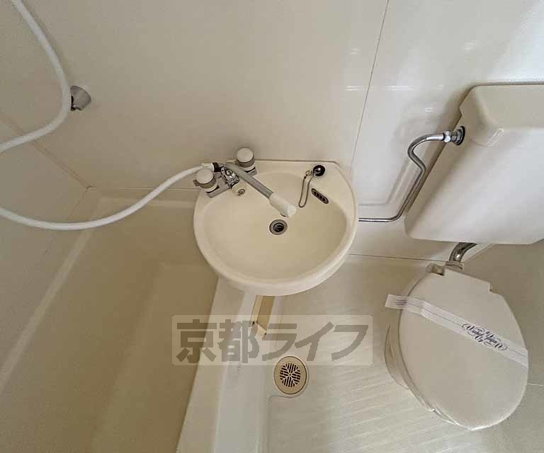 洗面設備　実際の間取りと違う場合があります