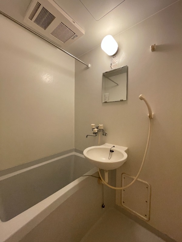 バス・シャワールーム　別号室