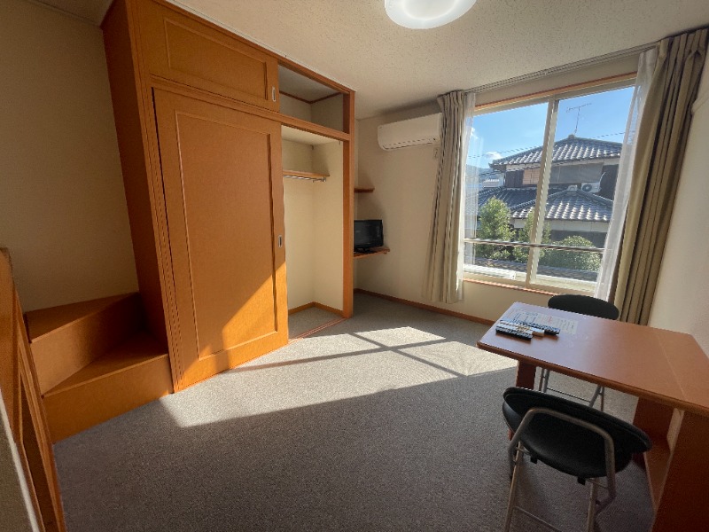 居室・リビング　別号室