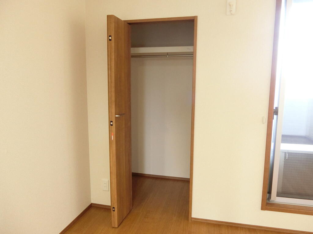 その他設備　同物件別部屋(同タイプ間取り)のものです。