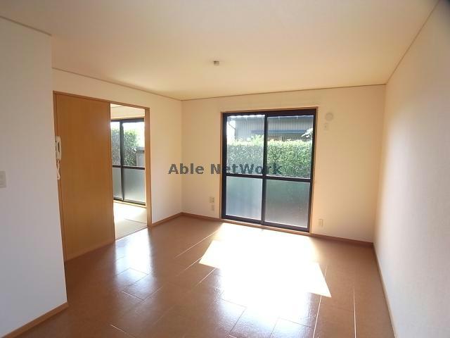 居室・リビング　リビング