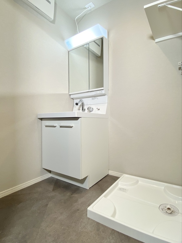 洗面設備　独立洗面台完備！