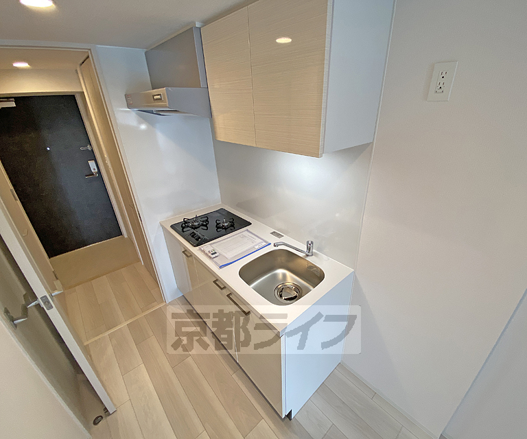 キッチン　二口コンロを備えたキッチンです。