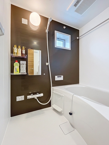 バス・シャワールーム