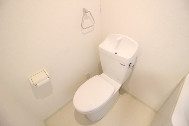 トイレ　アメリカンセパレートになります♪