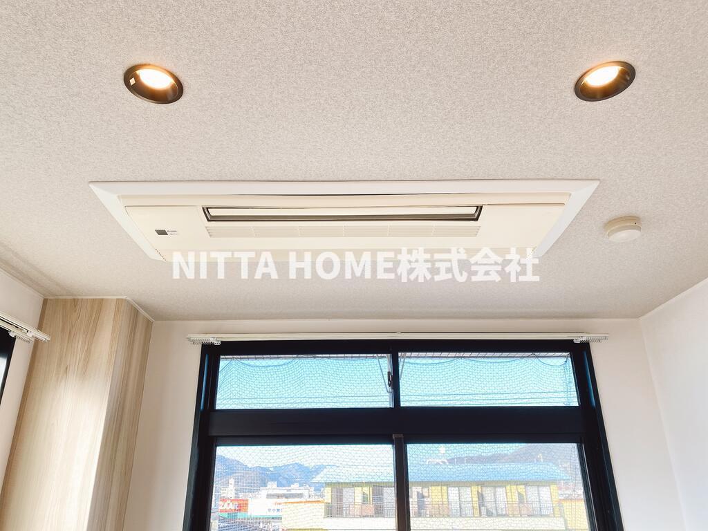 その他設備　ビルトインエアコンです◆