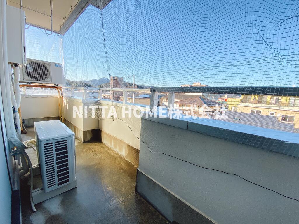 バルコニー　南向きで日当たり良好なバルコニー◆