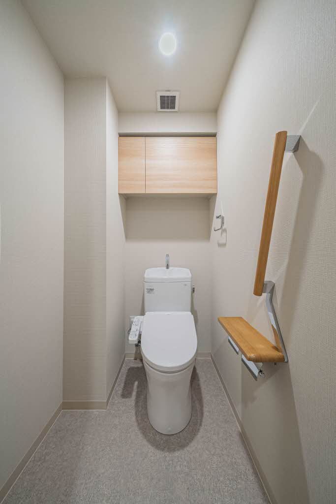 トイレ　トイレ