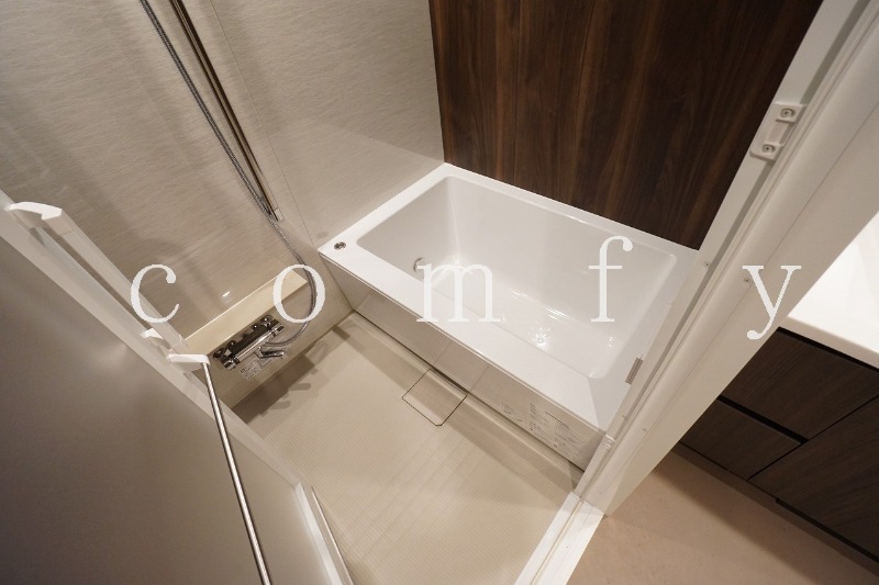 バス・シャワールーム　追炊き・浴室乾燥機付きバス