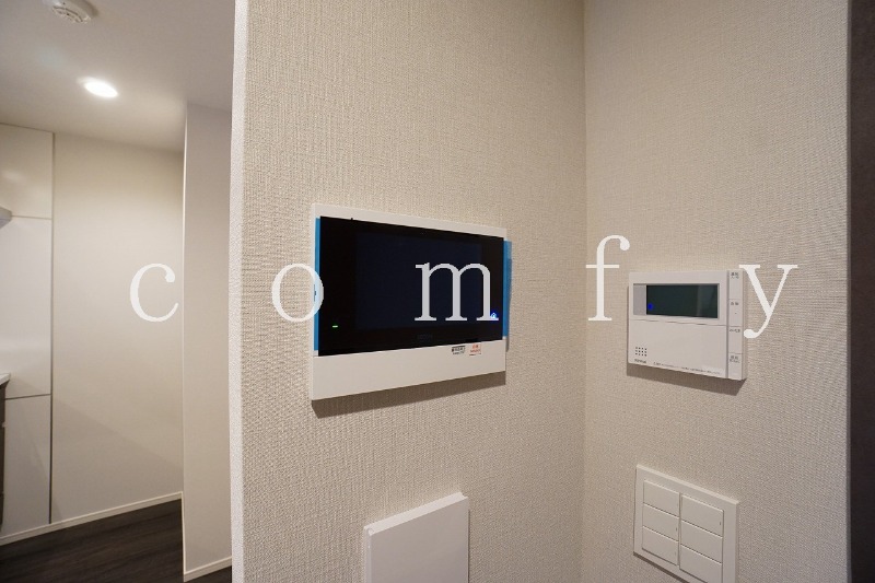 セキュリティ　モニター付きインターホン