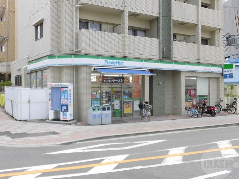 コンビニ　ファミリーマート西三国四丁目店（コンビニ）まで437m