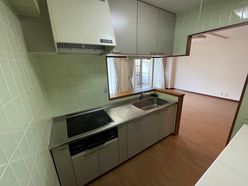 キッチン　※別号室の写真使用中