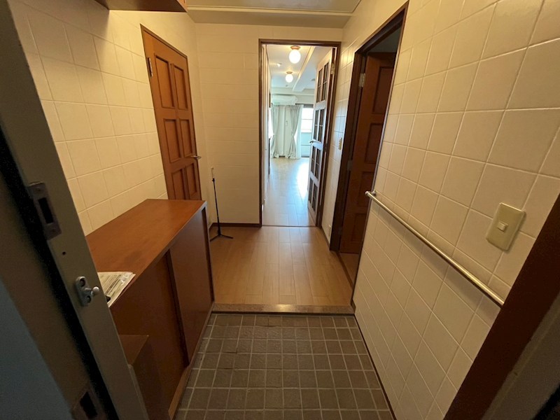 玄関　※別号室の写真使用中