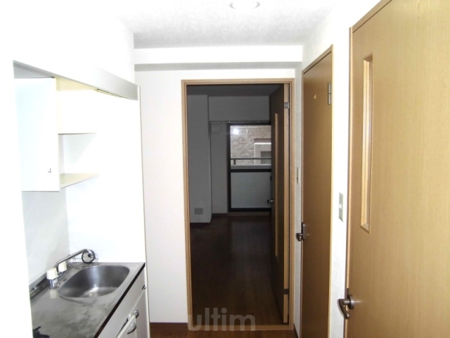 キッチン　別の部屋の写真