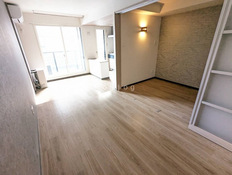 居室・リビング　同号室タイプ写真