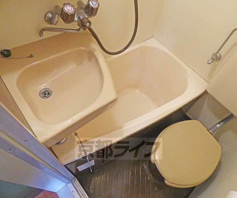 バス・シャワールーム　バスです。