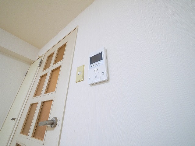 セキュリティ　オートロック付きで安心ですね。