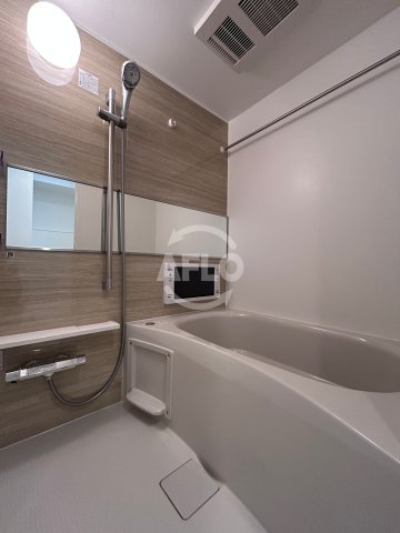 バス・シャワールーム　プレジオ帝塚山　浴室