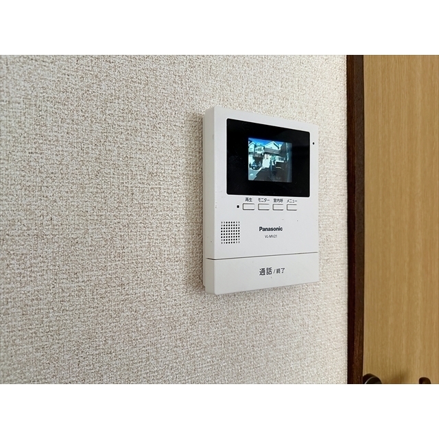 セキュリティ　来客はモニターで確認できます