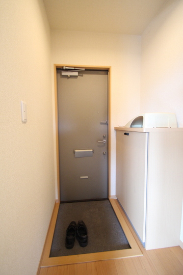 玄関　※他号室の写真です