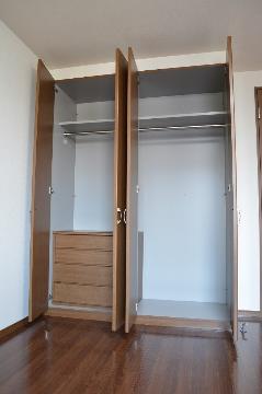 収納　クローゼット