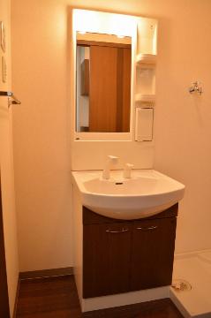 洗面設備　洗髪洗面化粧台