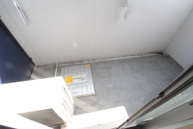 バルコニー　※別室の参考写真の為、現況優先です。