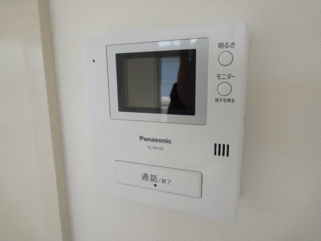 その他設備　来客者がわかるカラーＴＶドアホン付き