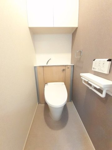 トイレ　清潔感のあるトイレです