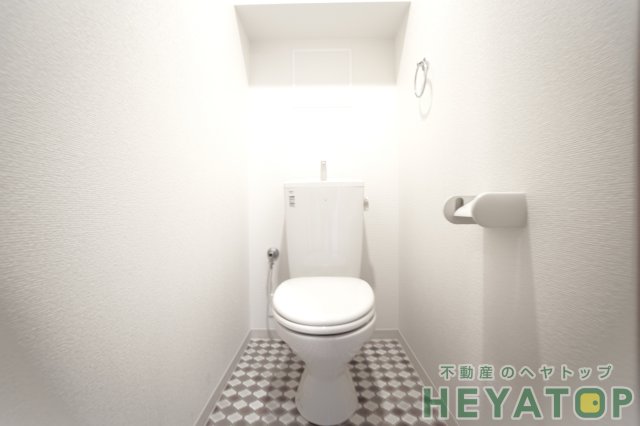 トイレ　（同仕様写真）