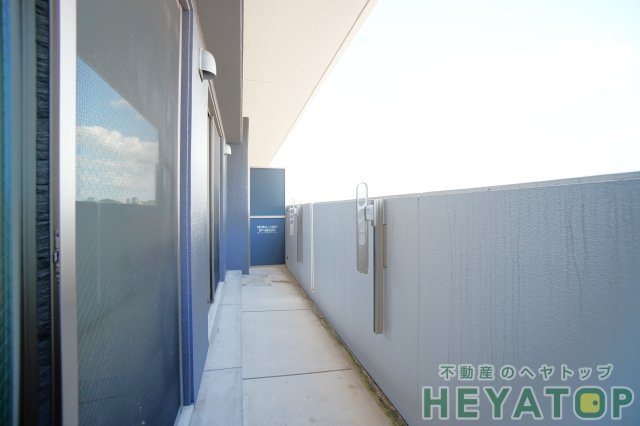 バルコニー　（同仕様写真）