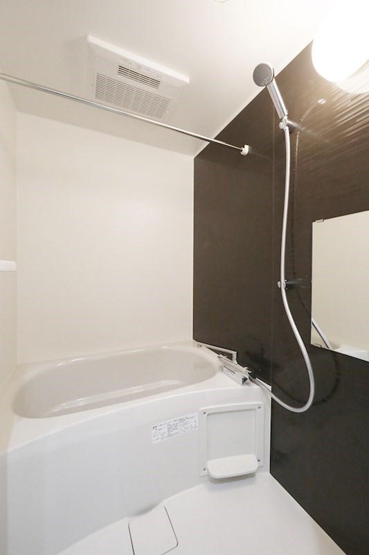 バス・シャワールーム　バスルーム　追い焚き　浴室乾燥