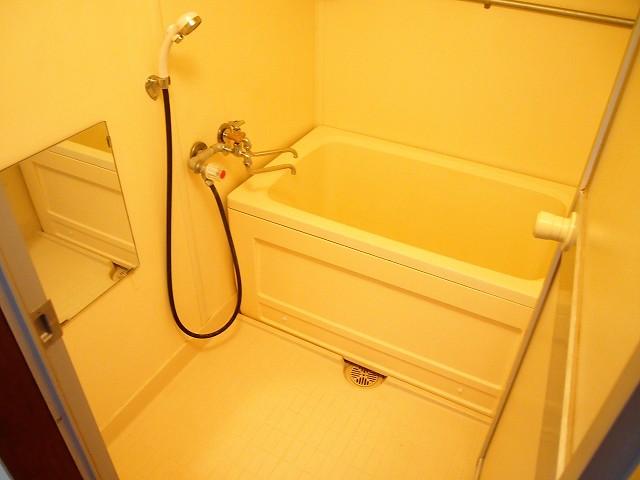バス・シャワールーム　浴室