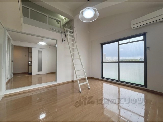 居室・リビング　洋室