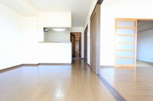 居室・リビング　リビング