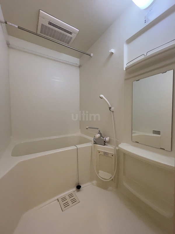 バス・シャワールーム　別部屋のお写真です。ご参考になれば幸いです。