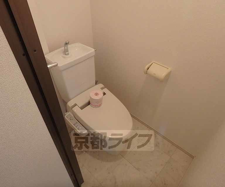 トイレ　ウォシュレット対応です