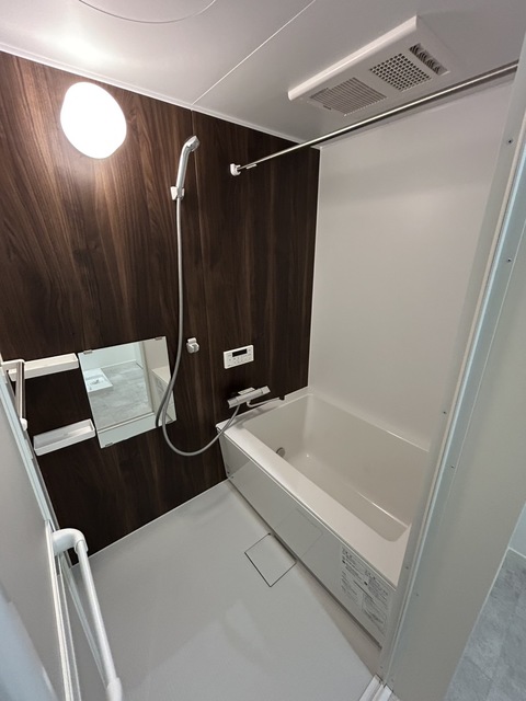 バス・シャワールーム