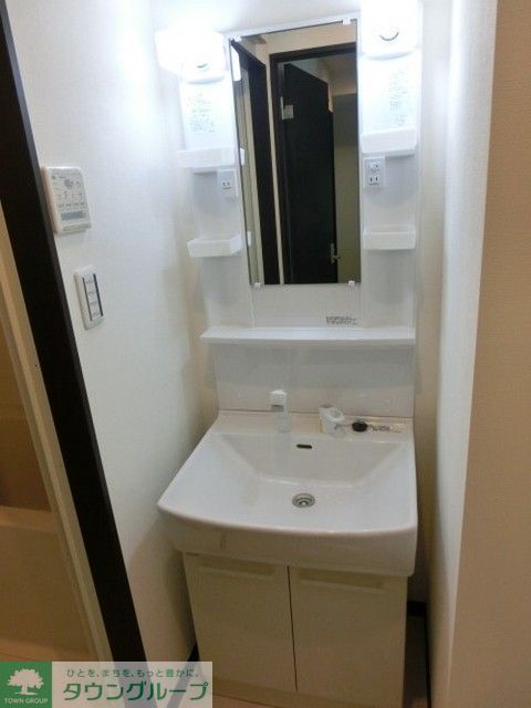 洗面設備　洗髪洗面台