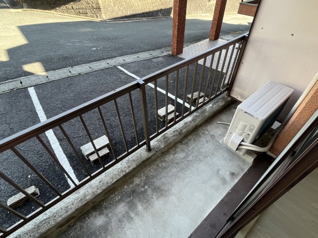 バルコニー　お洗濯にも便利なバルコニー付き