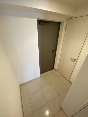 玄関　クロスレジデンス大阪新町　玄関