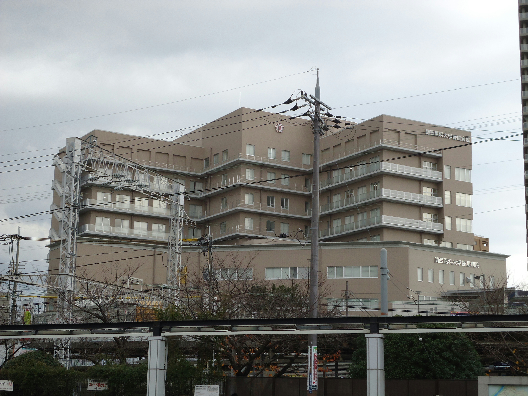 病院　関西医科大学香里病院（病院）まで321m