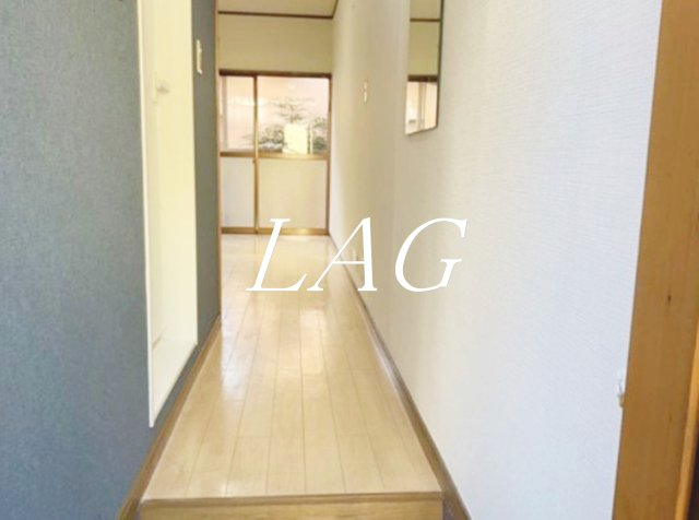 玄関　玄関です。