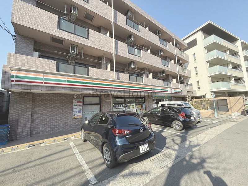 コンビニ　セブン-イレブン 川崎宮前店（コンビニ）まで160m