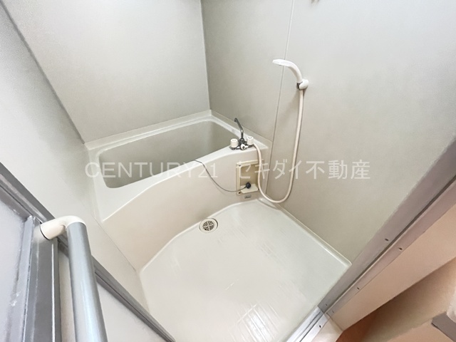 バス・シャワールーム　バスルーム