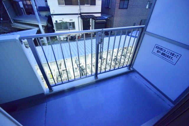 バルコニー　バルコニー